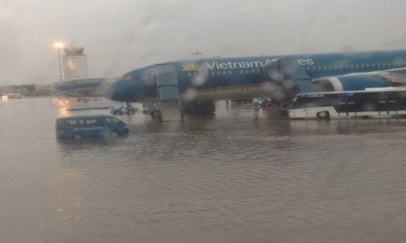 Sân bay Nội Bài cùng 3 sân bay khác đóng cửa do bão số 3 Yagi
