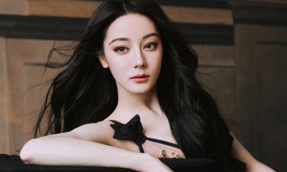 Địch Lệ Nhiệt Ba được cứu