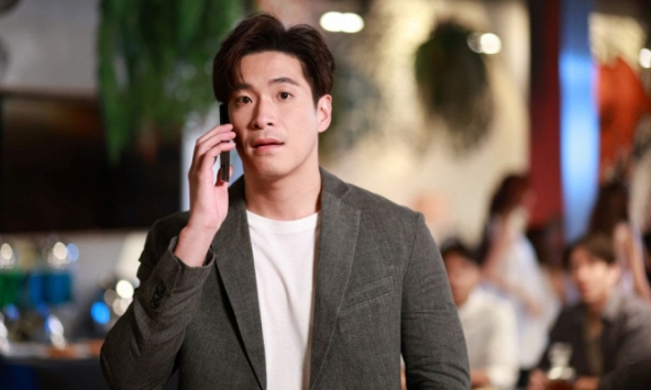 Lo lắng siêu bão đổ bộ vào quê hương, tôi gọi điện dặn vợ bảo vệ tài sản, vậy mà cô ấy nói câu khiến tôi nóng mặt