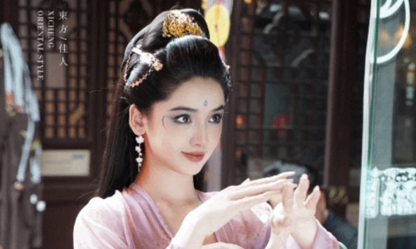 Nhan sắc ngoài đời của 'yêu tinh nhện' trong 'Black Myth: Wukong' khiến game thủ cảm thán: 'Ủa rồi là yêu tinh hay tiên nữ?' 