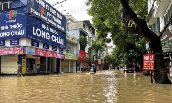 Hà Nội: Nhiều quận nội thành bắt đầu ngập sâu