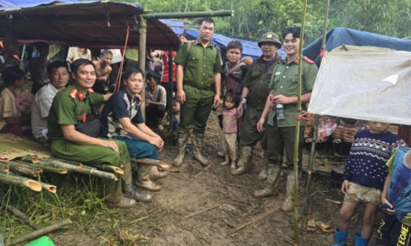 Lào Cai lên tiếng về thông tin tìm thấy 70 người dân lên đồi tránh lũ, sạt lở đất