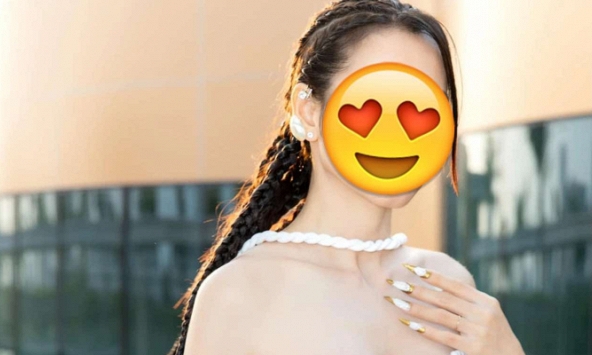 Siêu mẫu đang 'khẩu chiến' với Xuân Lan: Trên mạng 'ăn thua đủ', ngoài đời dạy con cực dịu dàng, nhìn cậu con trai mà xuýt xoa