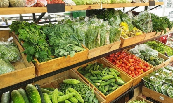 Thủ tướng yêu cầu không để tình trạng găm hàng, tăng giá bất hợp lý sau bão