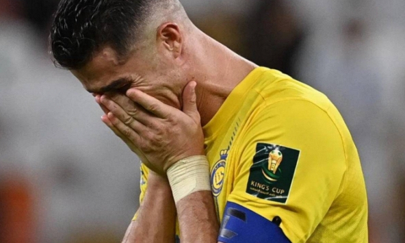 Ronaldo cảm thấy không khỏe, đi khám thì nhận kết quả “đáng buồn”