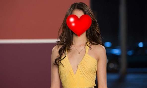  Sốc: 1 nữ diễn viên sử dụng cần sa để đóng cảnh nóng