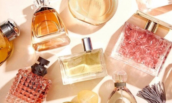 Một sản phẩm nước hoa bị thu hồi, tiêu hủy trên toàn quốc vì không an toàn, ai đang sử dụng nên ngừng ngay lập tức