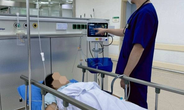 Người phụ nữ 44 tuổi suýt trả giá đắt sau khi đi làm đẹp tại cơ sở thẩm mỹ 'chui'