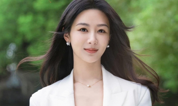 Dương Tử bị đối thủ 'dìm hàng' vì cay cú?