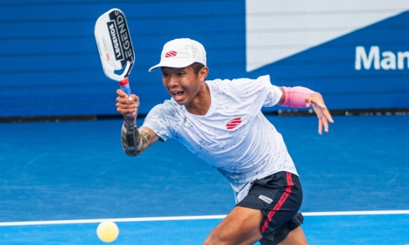 'Thần đồng pickleball' đấu giá ủng hộ bà con vùng lũ, thu về số tiền 'khủng', đáp trả cực căng khi bị nói 'từ thiện bỏ tiền túi mà làm'