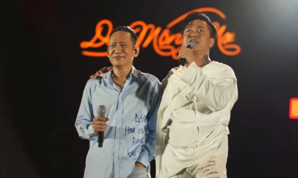 Loạt khoảnh khắc có 1-0-2 cuả Duy Mạnh và Tuấn Hưng khiến netizen tưởng liveshow Anh Em Kết Đoàn là “đám cưới”