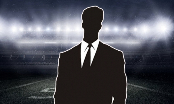 Một sao bóng đá nổi tiếng gặp khủng hoảng hôn nhân: Vợ đẹp tháo nhẫn cưới, cùng các con dọn đi ở cách xa 300 km