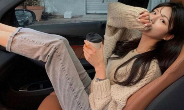 “Người nghèo mới”: Học thức cao, công danh đỉnh, ở biệt thự, đi xe sang, xách túi hiệu, tài khoản rỗng tuếch