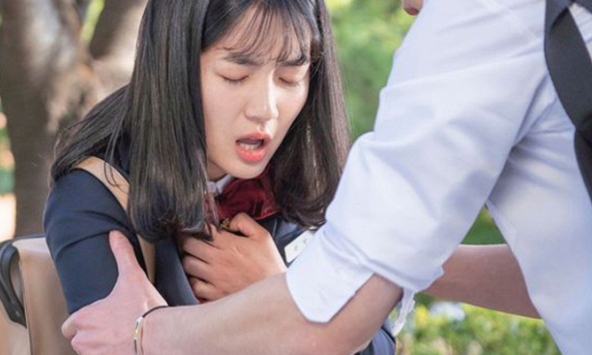 5 tín hiệu sớm nhất của một trái tim suy yếu, bị bệnh tật bủa vây được bác sĩ cảnh báo