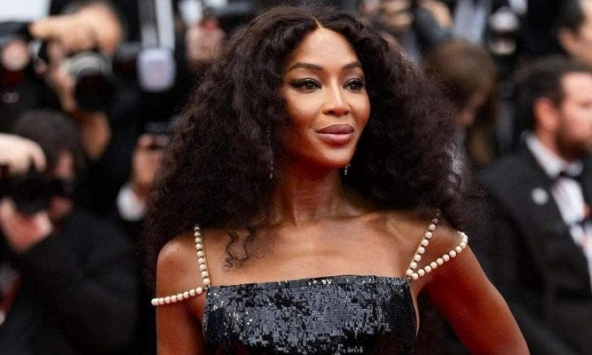 'Báo đen' Naomi bị bóc trần chuyện ăn chặn tới 145 tỷ đồng? 