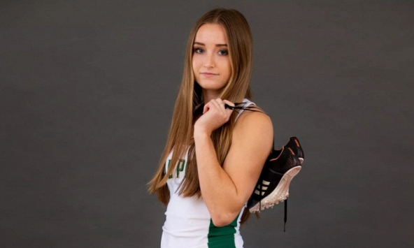 Sốc: Nữ VĐV xinh đẹp đột ngột qua đời ngay trước ngày tốt nghiệp