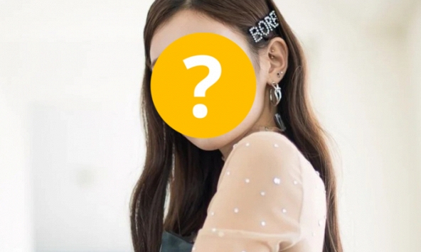 Nữ ca sĩ đình đám 'mất tích' 1 năm trời, bất ngờ xuất hiện với diện mạo khó nhận ra