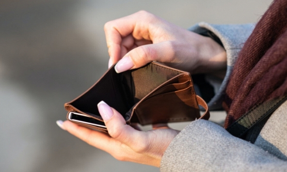 5 hành vi tiết kiệm ngược khiến bạn ngày càng nghèo đi