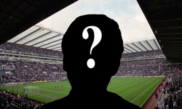 Bị đồn hẹn hò với bạn gái của người con trai đã mất, cựu cầu thủ lập tức lên tiếng