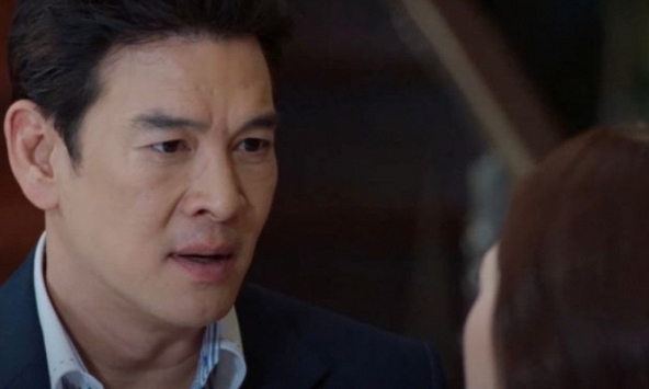 Có 3 tỷ tiết kiệm, tôi muốn mua nhà tặng con trai riêng của chồng trong ngày cưới, nào ngờ anh phản đối