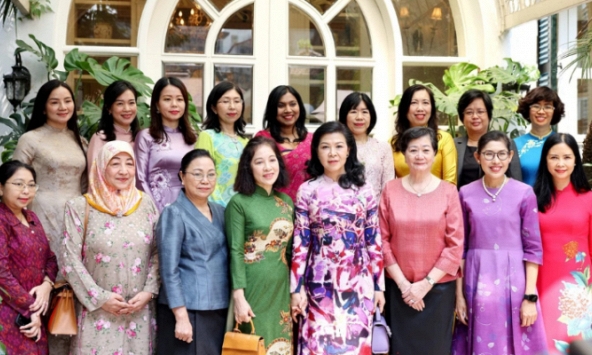 Phu nhân Tổng Bí thư, Chủ tịch nước gặp mặt Nhóm Phụ nữ Cộng đồng ASEAN