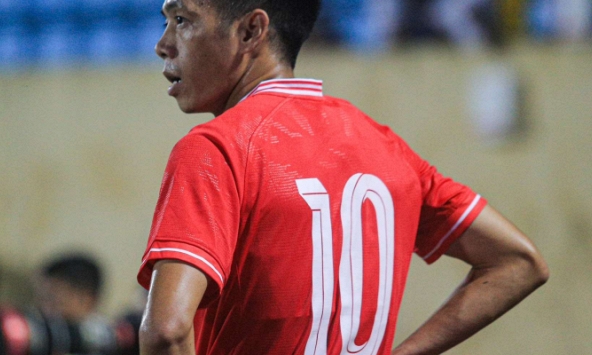 Sốc: Văn Quyết từ giã đội tuyển Quốc gia Việt Nam