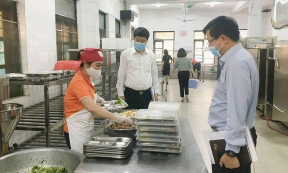 Thủ tướng yêu cầu tăng cường phòng ngừa ngộ độc thực phẩm