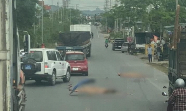 Quảng Ninh: Va chạm liên hoàn trên quốc lộ, 2 nam sinh lớp 9 tử vong