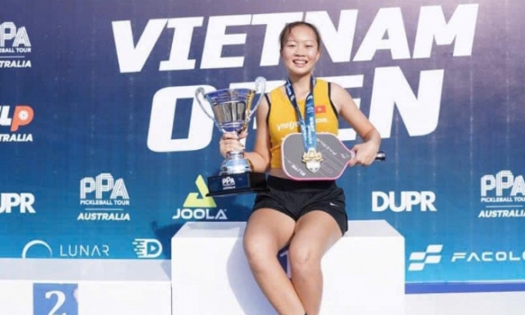 Giải pickleball tiền tỉ tại Việt Nam khép lại: Sophia Phương Anh khoe 4 huy chương, ngạo nghễ đáp trả khi bị nghi ngờ tài năng