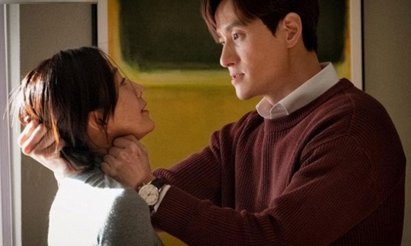 Chồng trách tôi lương 11 triệu/tháng mà không có nổi một đồng tiết kiệm, mẹ chồng bức xúc nói ra bí mật anh ấy giấu nhiều năm nay