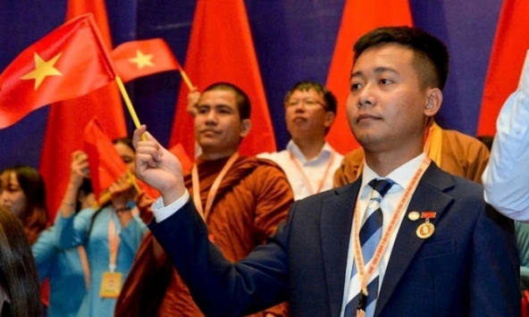  Hành trình gây kinh ngạc trong vòng 8 năm của Quang Linh Vlogs