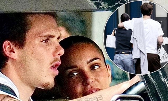 Cậu út nhà Beckham dẫn bạn gái hơn 10 tuổi đến ra mắt gia đình, bà Victoria “thở phào nhẹ nhõm”