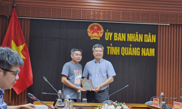 Quảng Nam và Quỹ sống tổng kết 10 năm hợp tác, DNXH Nhà chống lũ tiếp tục xây nhà an toàn tại Quảng Nam