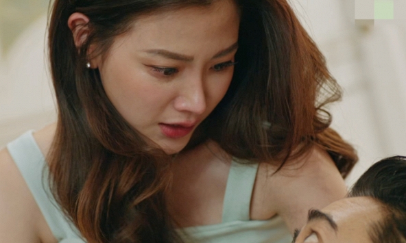 'Thiên sứ tội lỗi': Cái kết của gã đàn ông làm nhục Baifern Pimchanok