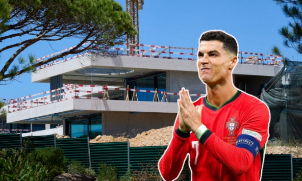 Ronaldo nhiều tiền nhưng vẫn bị từ chối trong cay đắng