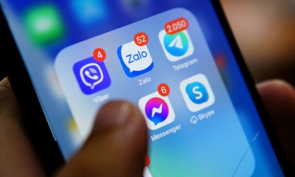 Cách đọc tin nhắn trên Zalo và Messenger mà người gửi không biết