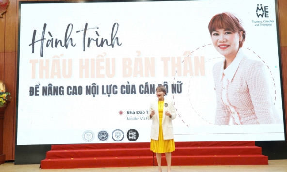 Nâng cao nội lực cho cán bộ nữ Bộ Khoa học và Công nghệ