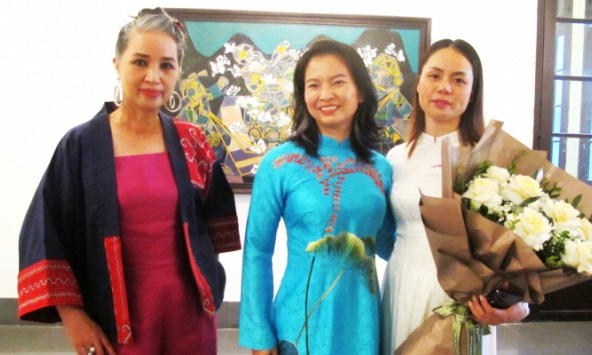 Ba nữ nghệ sĩ chung một “Dòng chảy” với nồng nàn cảm xúc