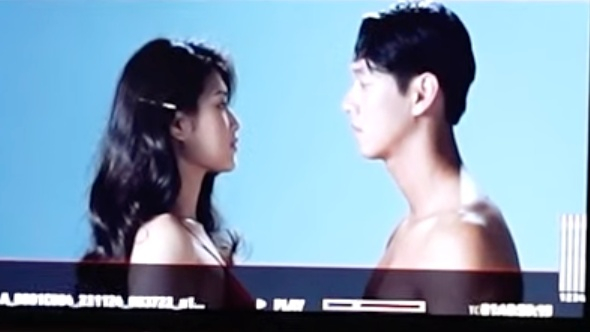 Bức ảnh tình cảm của Hoa hậu Thiên Ân và một 'Anh trai say hi' đình đám gây xôn xao