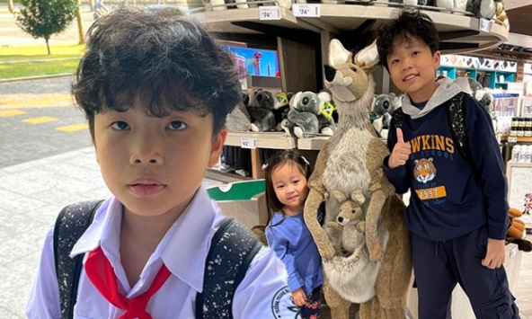 Mẹo nuôi dạy con trai 'cực phẩm' của ông bố ở TP.HCM: Từ 0-14 tuổi, mỗi giai đoạn đều được chia sẻ cực kì chi tiết, dễ thực hành