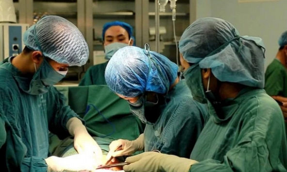 Kịp thời cứu sống thai phụ nguy kịch vì bị vỡ tử cung 