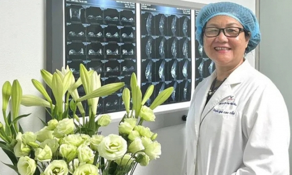 PGS.TS.BS Hoàng Thị Phượng, nhà khoa học đặc biệt say mê với điều trị lâm sàng.