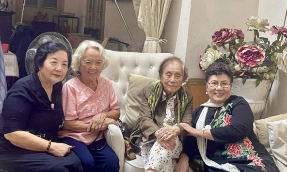 Nguyên Phó Chủ tịch nước Nguyễn Thị Bình quan tâm đội ngũ nữ trí thức Việt Nam