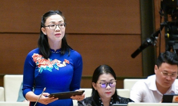 Quốc hội thảo luận về thực trạng và giải pháp để 'cứu nguy' cho báo in