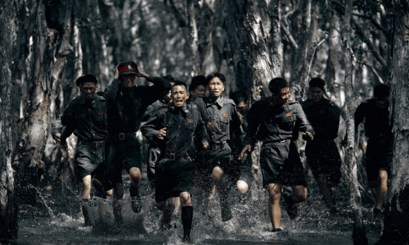 'Chiến Địa Tử Thi' chính thức khởi chiếu, gây sốc với tạo hình xác sống độc đáo nhưng ám ảnh