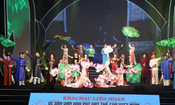 Khai mạc Liên hoan Di sản văn hóa phi vật thể của Việt Nam được UNESCO ghi danh