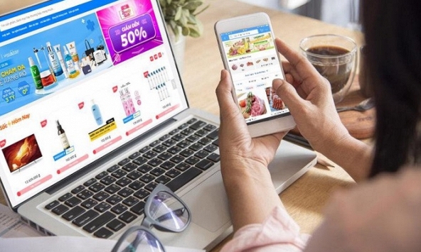 Kiểm soát hàng Tết ở sàn giao dịch giá rẻ xuyên biên giới, các trang mạng xã hội 