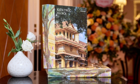 Ra mắt cuốn sách tôn vinh vẻ đẹp kiến trúc Hà Nội qua các thời kỳ lịch sử