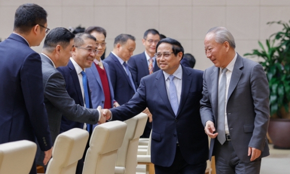 Thủ tướng đề nghị nhiều tập đoàn hàng đầu Trung Quốc tham gia các dự án hạ tầng ở Việt Nam