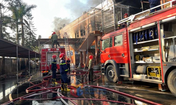 Cháy lớn tại KCN Cái Lân tỉnh Quảng Ninh